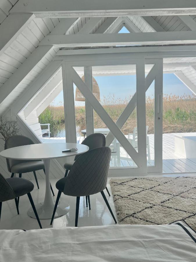 Seehuette Neusiedlersee - Strandhaus, Elektroboot Inklusive Rust Bagian luar foto