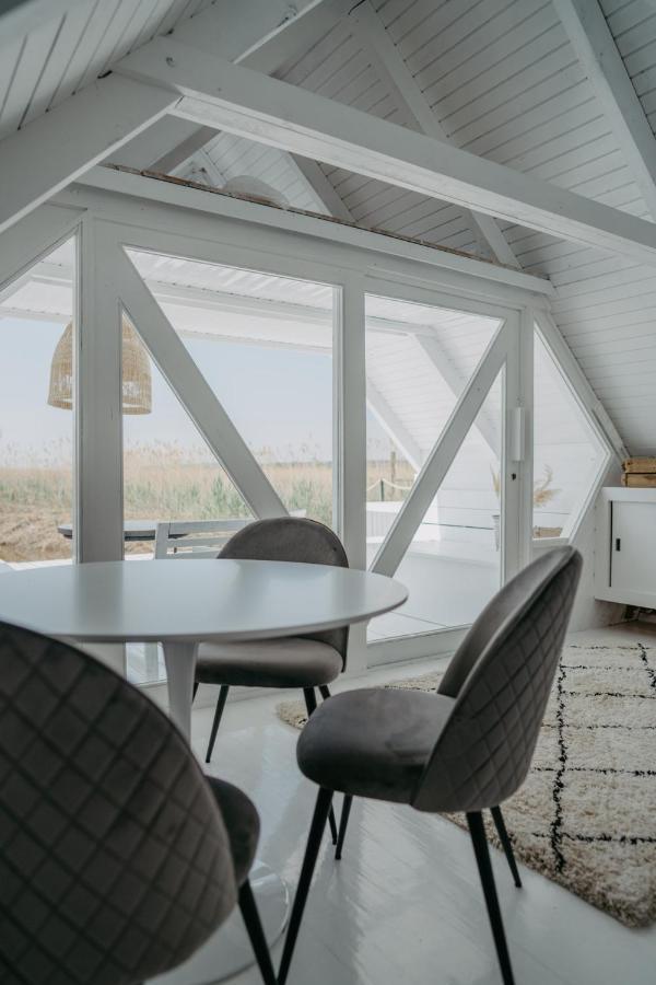 Seehuette Neusiedlersee - Strandhaus, Elektroboot Inklusive Rust Bagian luar foto