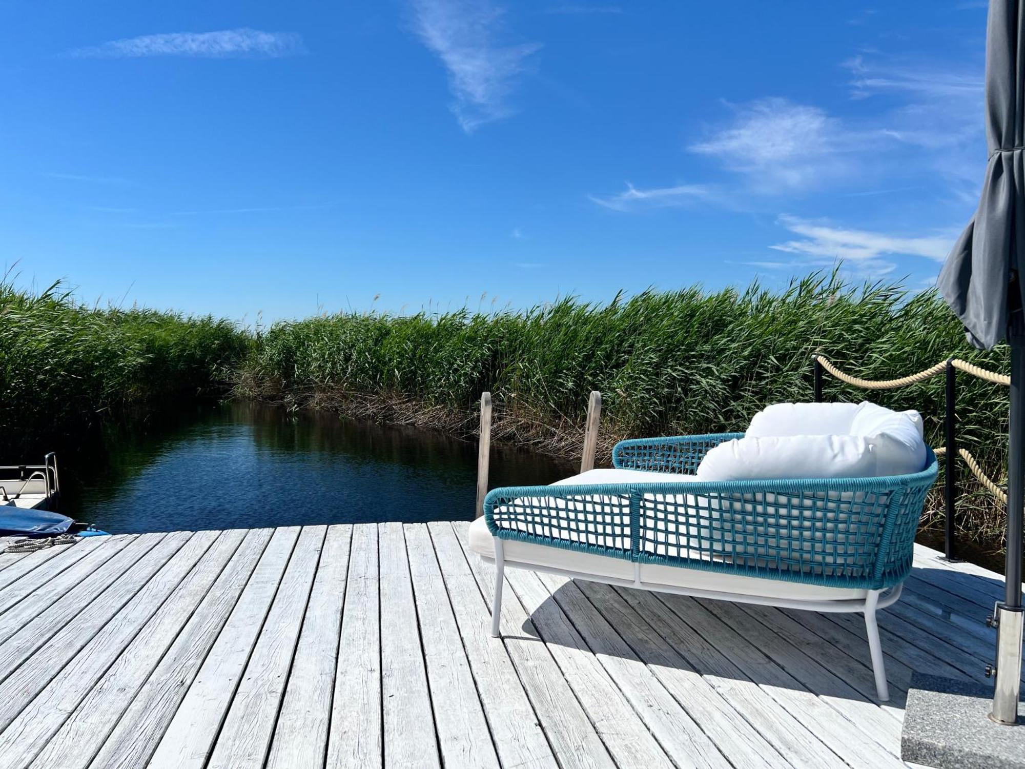 Seehuette Neusiedlersee - Strandhaus, Elektroboot Inklusive Rust Bagian luar foto